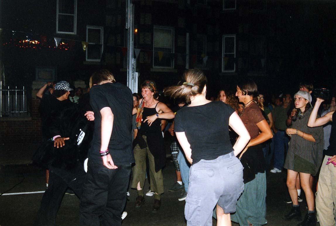 dally_2003_015
